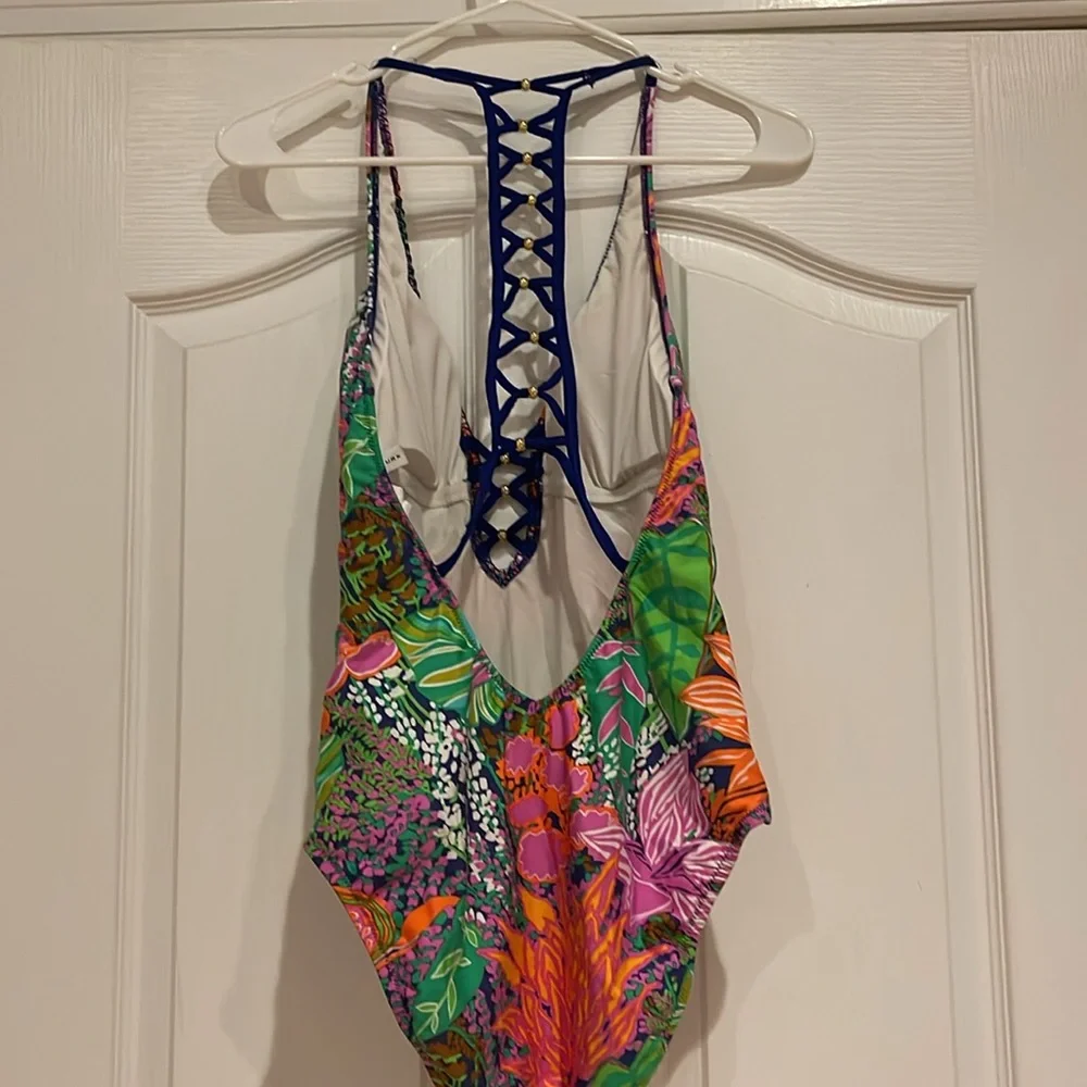 Trina Turk - Picture 5 of 6